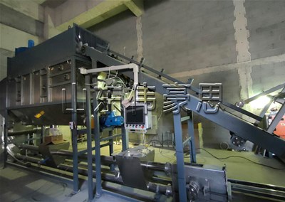 粉煤灰自動破袋機(jī)的工作原理是什么？