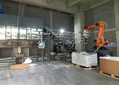 磷酸鐵鋰全自動破袋機的優(yōu)點是什么？